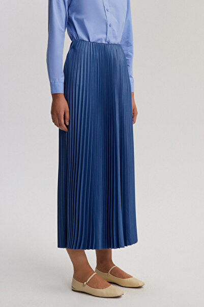 Touché Privé Pleated Skirt