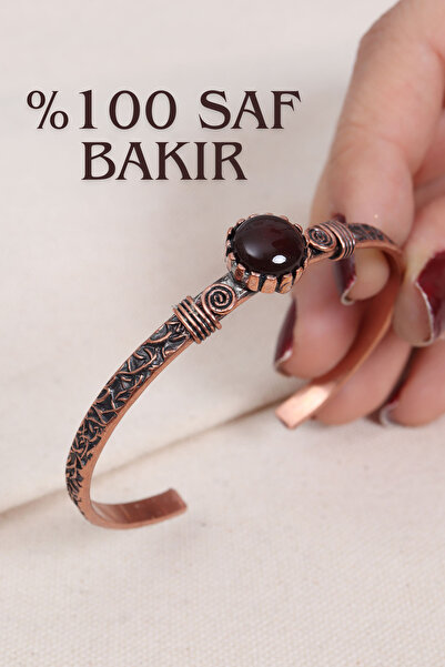 LA PERRY ACCESSORIES سوار نحاسي أصلي مرصع بالحجر العنابي