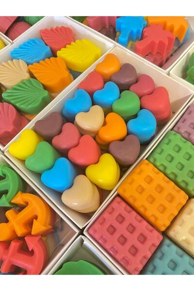 SOFT EL YAPIMI, ORGANİK, HEDİYELİK, 50 ADET RENKLİ MİNİ KALP SABUNLAR (BADEM VE KANTARON YAĞLARI İÇERİR.)