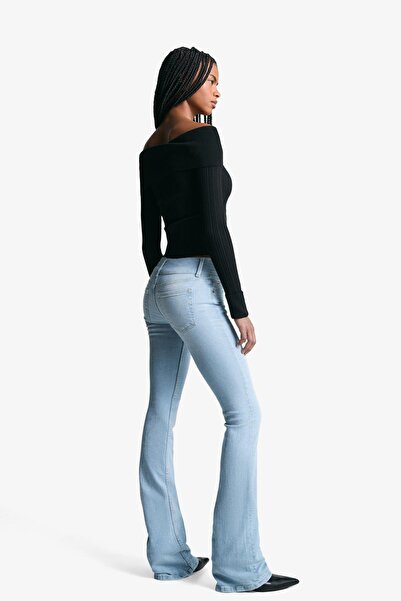 Bershka Low-rise boot-cut jeans