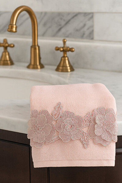 Çeyiz Bahçesi Gülşen 3 Boyutlu El Havlusu Pudra