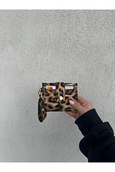 MODA Leopar Desenli Çıtçıtlı Kartlık, Kağıt para bölmeli ve Anahtarlık detaylı