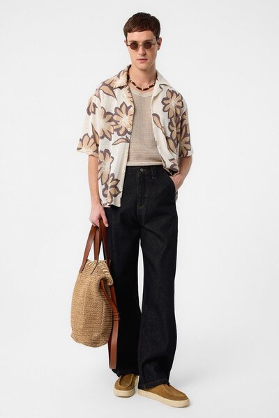 Antioch Men's Black Relaxed Fit Jeans