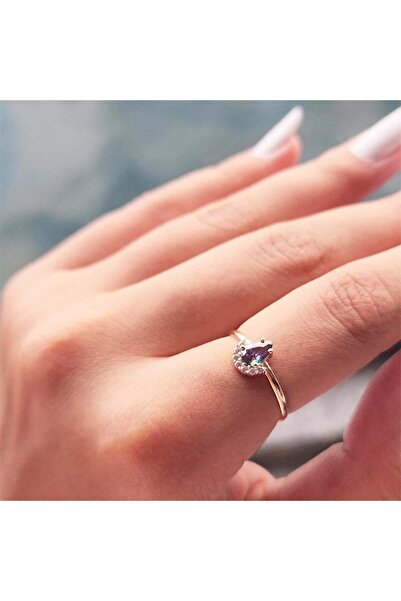 FasekGold Gümüş Yüzük - Anna 0.48 CT Mistik Topaz Taşlı Kraliyet Tacı Pırlant...