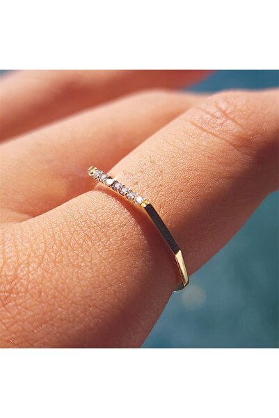 FasekGold Altıgen Sıra Çizgi Signity Taşlı 925 Ayar Gümüş Alyans