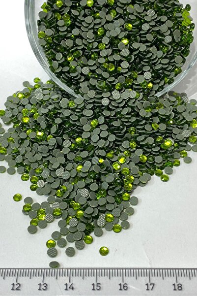 Hobigram Різновиди мережива Камінь, що приклеюється праскою, 25 г – мереживо, стильний дизайн, жіночий аксесуар