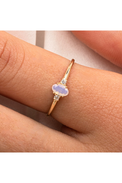 FasekGold Gümüş Yüzük - 0.70 Karat Pembe Kuvars 0.10 Zirkon Tria Taşlı 925 Ayar Gümüş Evlilik Teklifi Yüzüğü