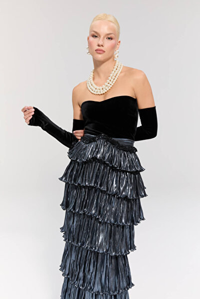 Nur Karaata Sapphire Versailles Gown