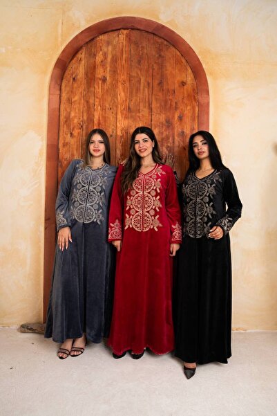 AFandina Jalabiya with elegant gold embroidery on luxurious velvet fabric S-175