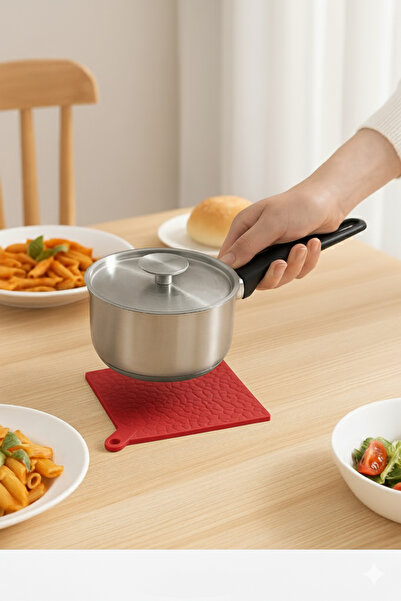EUROLUXE Heat Resistant Square Silicone Pot Mat Silicone Trivet – Non-Slip, Flexible and Stylish Design