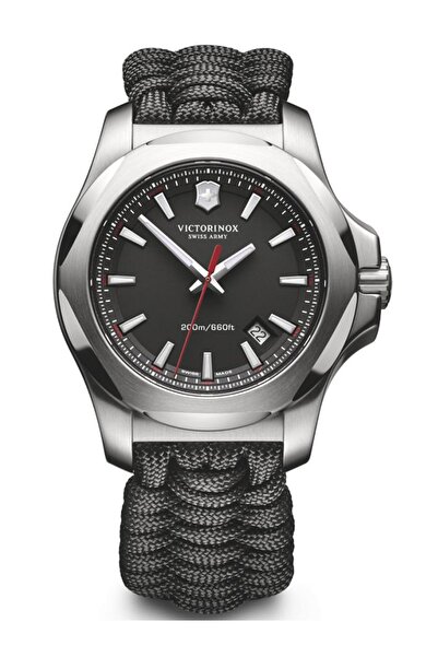 Victorinox Mens Watch 241726, Quartz, 43mm, 20ATM