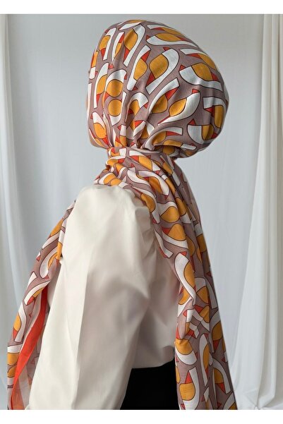 ESSLERA Geometric Patterned Orange Gray Soft Shawl