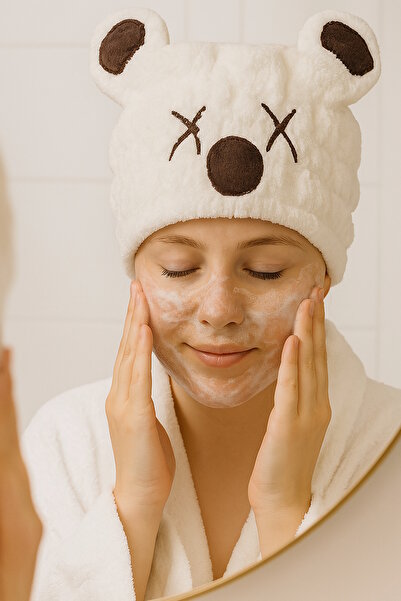 CAŞ DEKORASYON White and Burgundy Hair Towel with Teddy Bear Figure - Elastic Bonnet