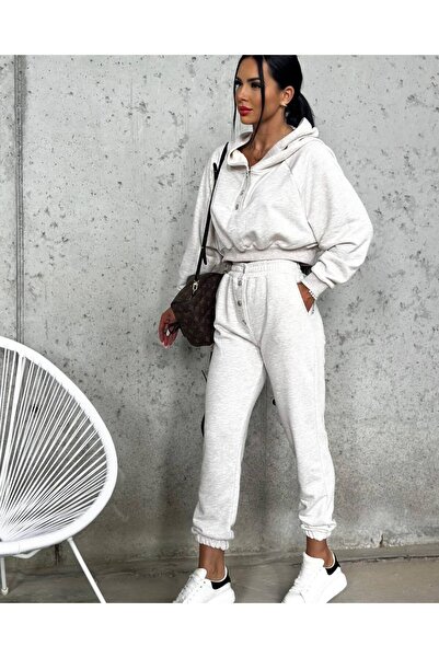MADAME MELEK Hooded Bat Sleeve Plain Tracksuit Set
