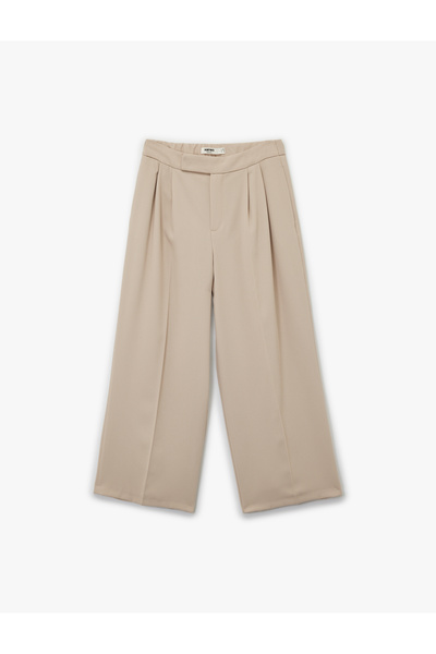 Koton Pile Detaylı Düz Geniş Kısa Paça Kumaş Pantolon