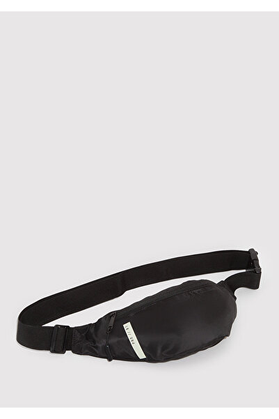 Mavi Pro Siyah Bel Çantası 092693-900