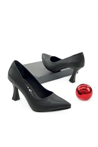 İNNA Γυναικεία βραδινά παπούτσια από γνήσιο δέρμα της μάρκας Budden İnna