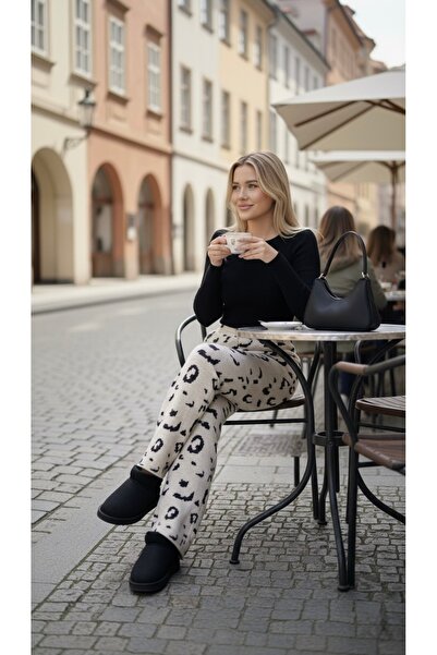 bohostyle Leopard knit sweatpants, elastic and comfortable
