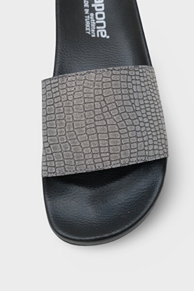 Capone Outfitters Γυναικείες παντόφλες Maurise