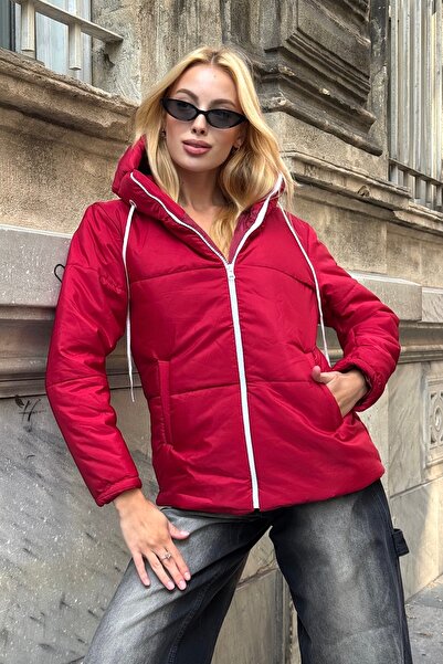 Keyifli Moda Kadın Bordo Su Geçirmez Kapüşonlu Şişme Mont