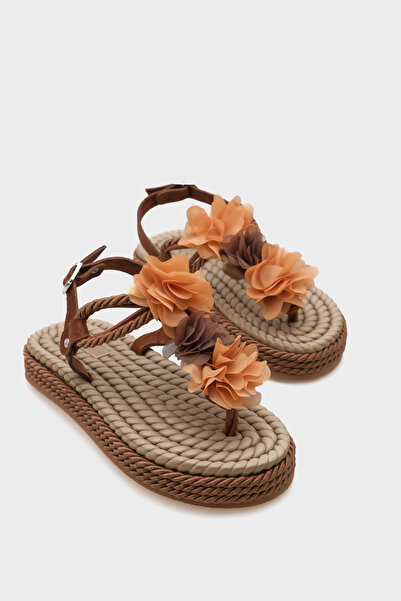 Capone Outfitters Cornelia Straw Flip Flops Floral Women's Sandals