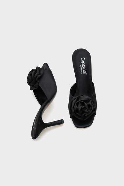 Capone Outfitters Papuci de damă din satin floral cu toc mediu Lou