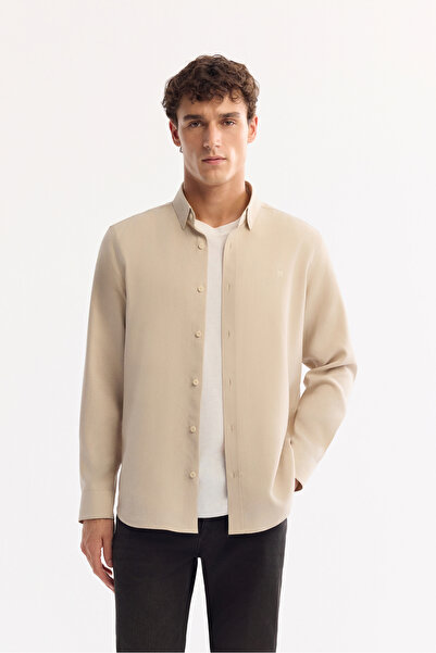 Avva Чоловіча сорочка бежевого кольору з ґудзиками на комірі Soft Touch Regular Fit A52Y2061