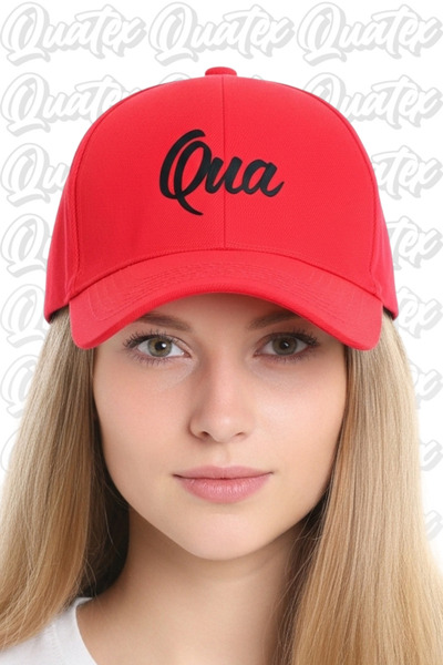 QUATEX قبعة Qua مطرزة – موديل أحمر 100% قطن جبردين للجنسين