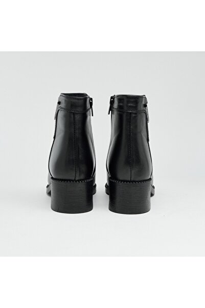 derinet Hakiki Deri Kısa Topuk Fermuarlı Kadın Bot
