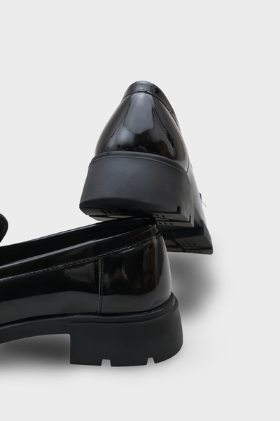 Capone Outfitters Elga Trak Tabanlı Püsküllü Kadın Loafer