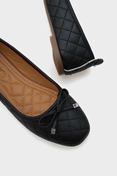 Capone Outfitters Hana Trend Kapitone Kadın Babet