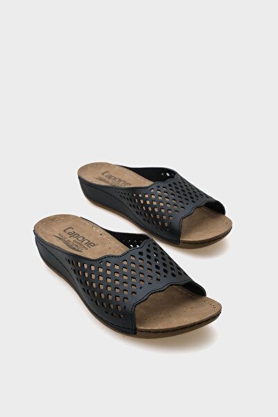 Capone Outfitters Черни удобни анатомични дамски чехли Capone Z0385