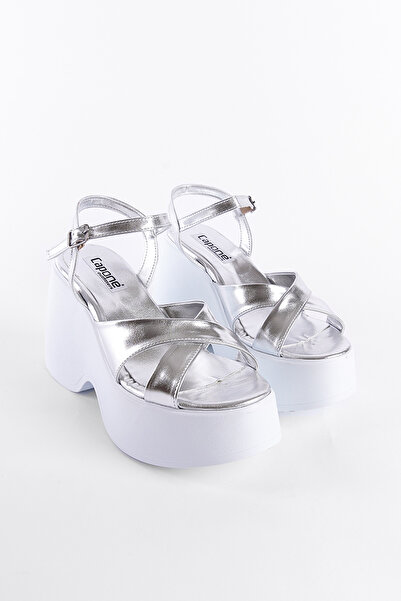 Capone Outfitters High Padded and Ankle Strap Women's Sandals