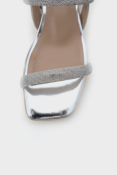 Capone Outfitters Coral Blunt Toe Stone Double Thick Strap Short Heeled Mirror Fabric Women's Sandals