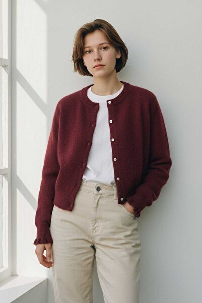 mahira collection Kol Fırfırlı İnci Düğme Kısa Hırka