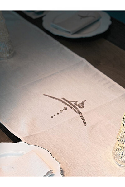 Menar Tasarım Runner cu design simbol „Hiç” 140*40 cm Runner special conceput