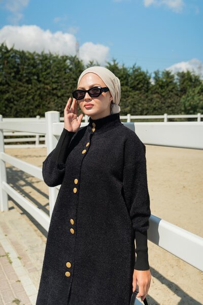 mahira collection Cardigan lung cu nasturi