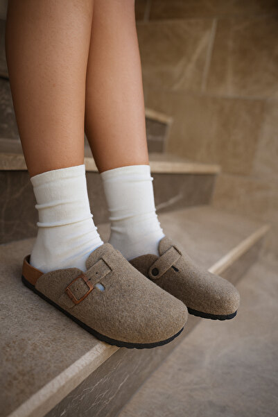 B&B'shop Kadın Bej Kışlık Keçeli Önü Kapalı Mantar Tabanlı Rahat Sabo Ev Terliği