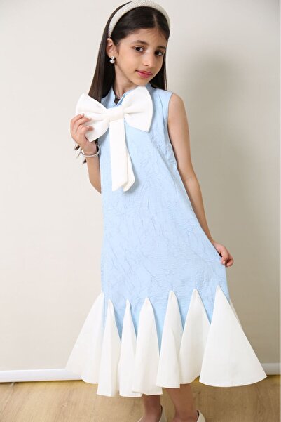 Generic Girls' dress with a modern touch