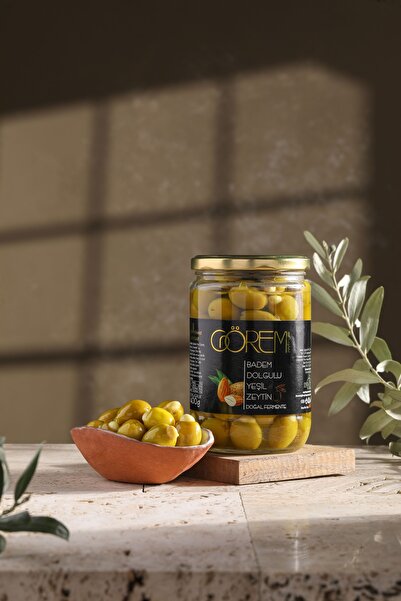 Görem Zeytin 400 gr. Badem Dolgulu Yeşil Zeytin