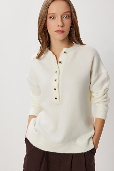 Lovelyİstanbul Pulover tricotat cu textura moale cu nasturi LMT0045 BONE