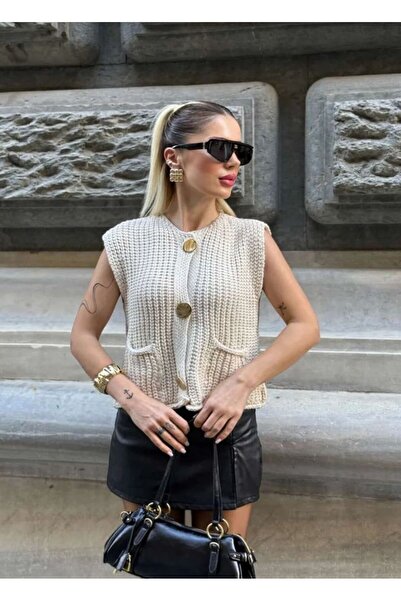 TRENDLİA Women's Knitted Gold Button Detailed Mini Pocket Viral Vest