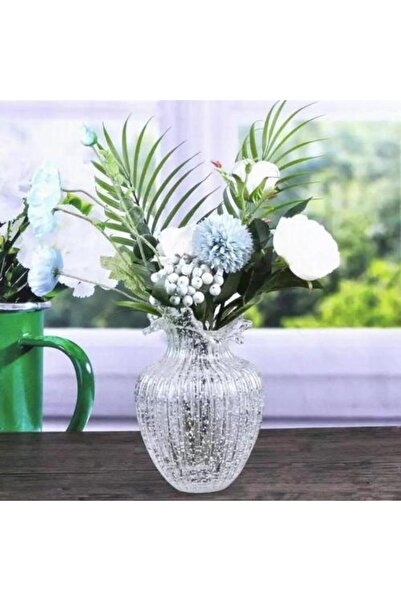 mzhrea Glowing glass vase (glows in the dark)