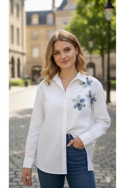 Meşe Moda Alb clasic cu detaliu de flori albastre