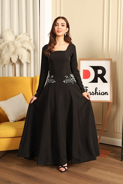 Dr Fashion Black long evening dress with long sleeves and an attractive waist cut