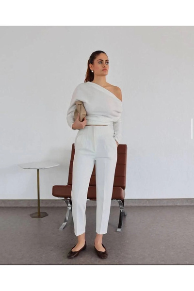 bysoca Дамска бяла блуза с лодка деколте, едно рамо, дълъг ръкав и прилепваща...