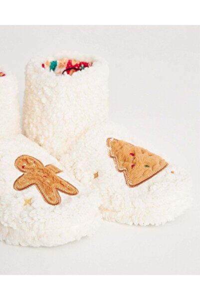 Chirpy Women's White Plush Christmas Themed Slippers - Cookie