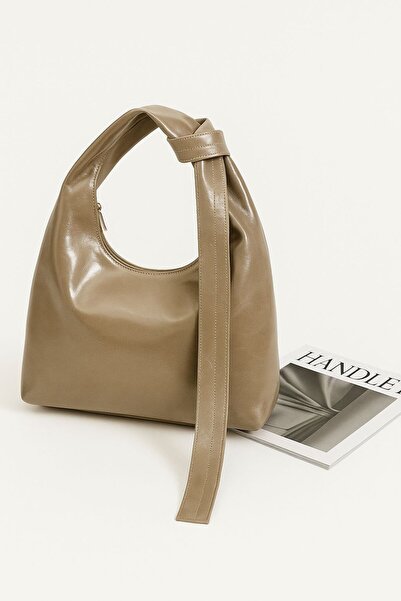 Handley Geantă de umăr și de mână de lux, strălucitoare – cu detaliu de mâner...