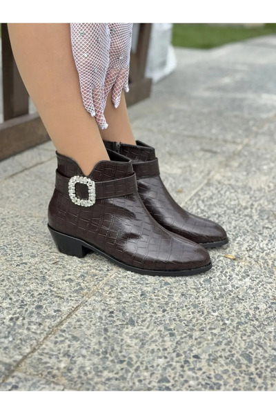 LOVE SHINE Marseil Kroko Desenli Kadın Deri Bot Taş Tokalı Şık Büyük Numara