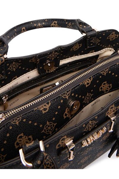 Guess Silia Girlfriend Saturday